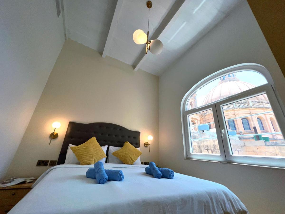 King's Penthouse With Sea View Terraces Apartman